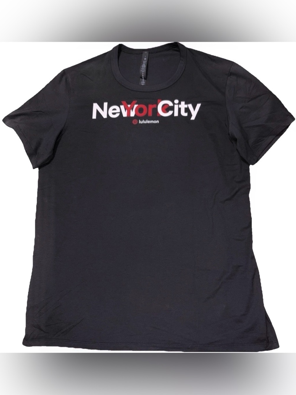 NWT LULULEMON MENS LARGE FUNDAMENTAL TEE* NEW YORK AUTHENTIC BLACK RETAIL $68